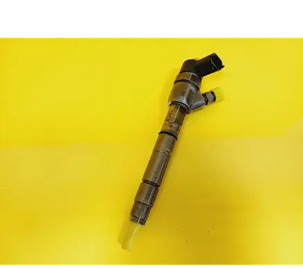 Fuel injector