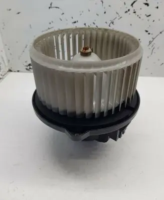 Land Rover Discovery 3 - LR3 Heater fan/blower 17360045 nr3396