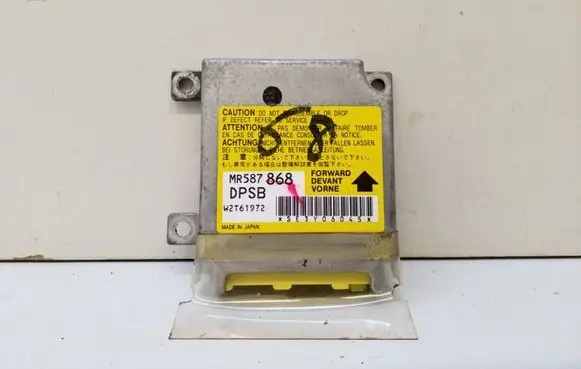 Mitsubishi Outlander Airbag control unit/module MR587868 W2T61972