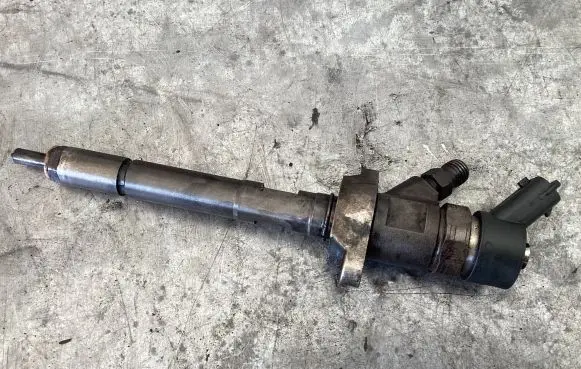 Mazda 3 I Fuel injector 0445110
