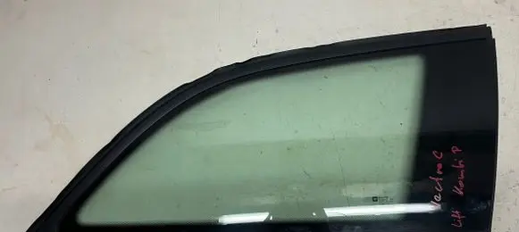 Opel Vectra C Front triangle window/glass 