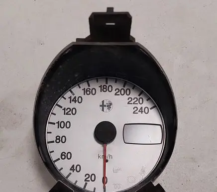 Alfa Romeo 156 Speedometer (instrument cluster) 60658104 6160349918 9TD24TD
