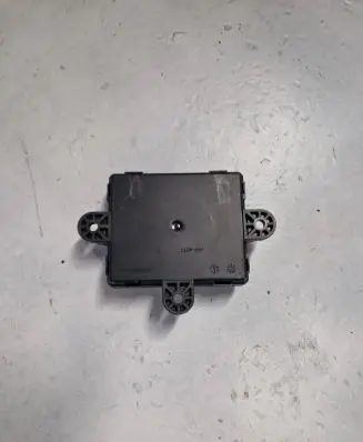Volvo V40 Door control unit/module 31318954 AV6N14C236BB A2C53304052