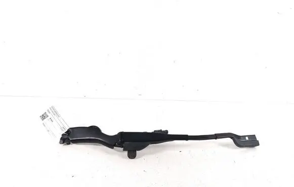 Volvo XC40 Front wiper blade arm 31457315