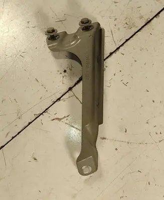 BMW 2 F45 Fender mounting bracket 7297202 7408662 41007408662