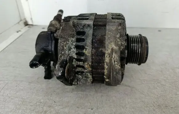 Opel Astra H Generator/alternator 