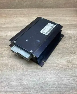 Pontiac Vibe Sound amplifier 8628001020