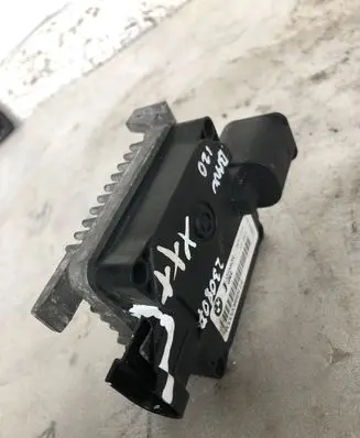 BMW 1 F20 F21 Coolant fan relay 760841004