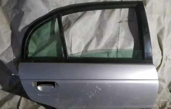 Honda Accord Rear door pilkos