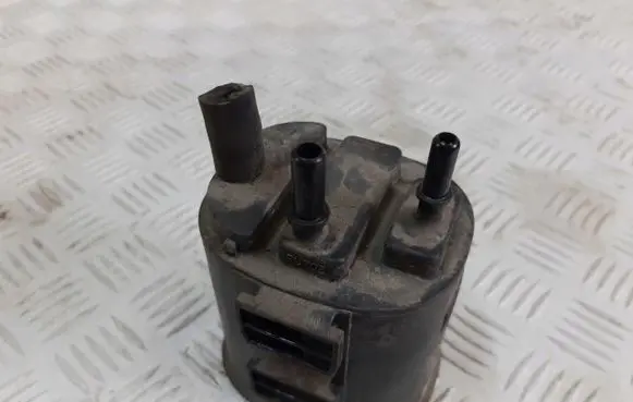 Ford B-MAX Active carbon filter fuel vapour canister AY119D653AB