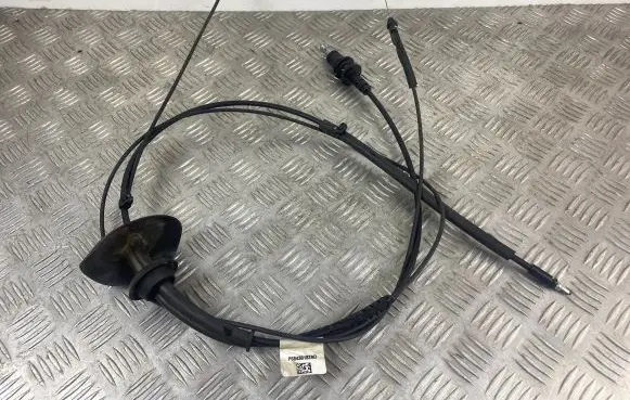 Jeep Grand Cherokee WL Engine bonnet/hood lock release cable P68430182AD