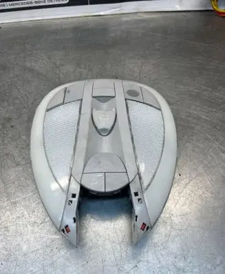 Mercedes-Benz E W211 Front seat light A2118205401