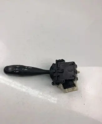 Suzuki Swift I Indicator stalk 173744