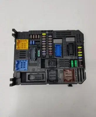 Peugeot 2008 II Fuse module 9845141280 3612143084 28751768