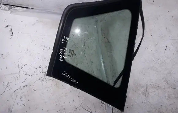 Peugeot 308 Rear side window