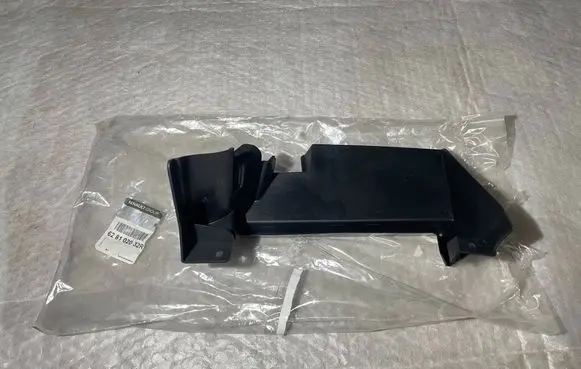 Dacia Sandero II Intercooler air guide/duct channel 628102032RBLCP 628102032R M-02-11-31