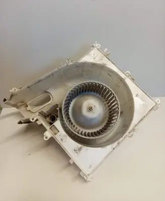 Nissan X-Trail T30 Heater fan/blower 272009H600