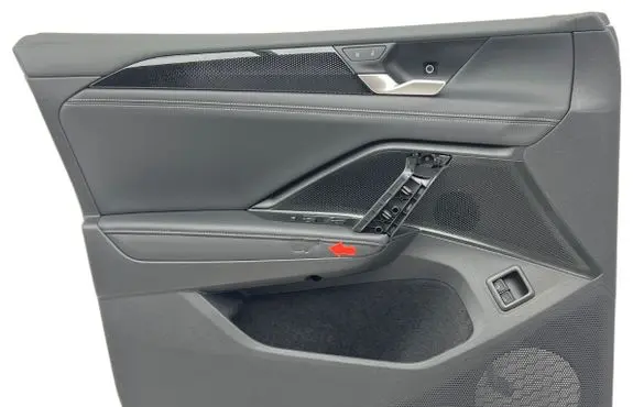 Volkswagen Tiguan Front door card panel trim 571867011AP