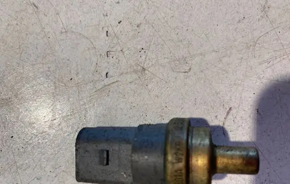 Coolant temperature sensor