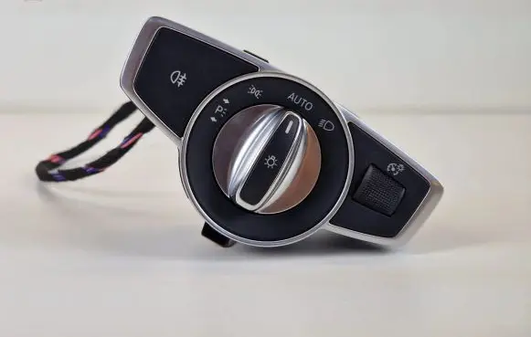 Mercedes-Benz GLC X253 C253 Light switch A2059051810