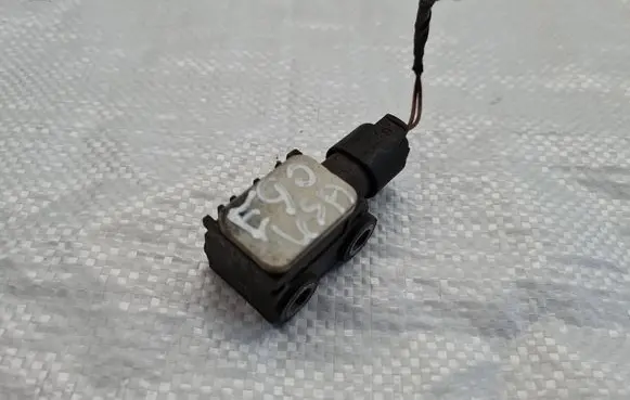 BMW 3 E90 E91 Airbag deployment crash/impact sensor 6988143