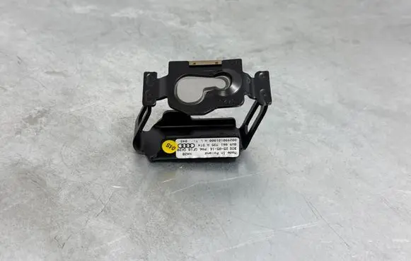 Audi A4 S4 B9 Cargo luggage net fixing mount 8W9861735A