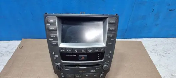 Lexus IS 220D-250-350 Radio/CD/DVD/GPS head unit 8611153070