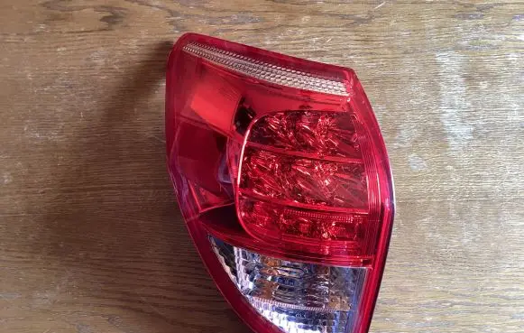 Toyota RAV 4 (XA30) Rear/tail lights