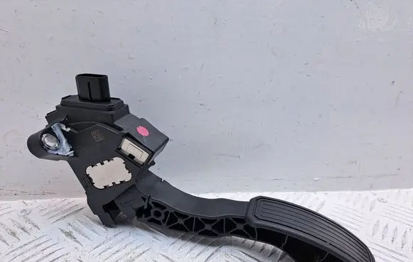 Toyota Verso Accelerator throttle pedal 7811002020 09082B