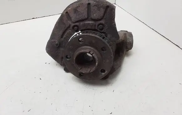 Audi A3 S3 8P Front wheel hub spindle knuckle