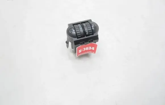 Headlight level height control switch