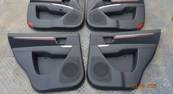 Hyundai Santa Fe Door card panel trim set 