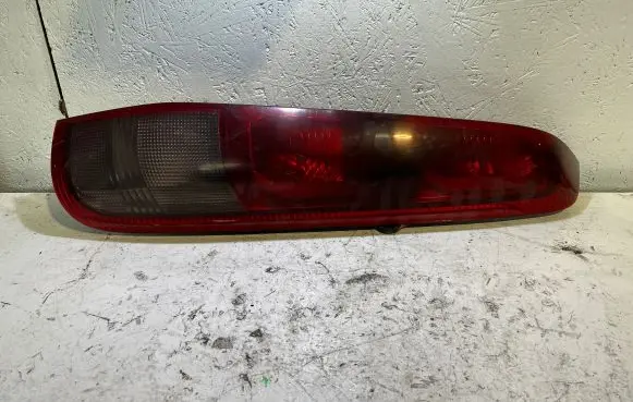 Nissan X-Trail T30 Rear/tail lights