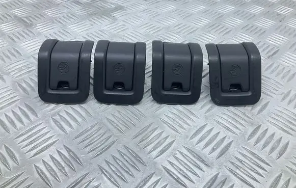 Audi A3 S3 8V ISOFIX cover 8V0887233A 8V0887187