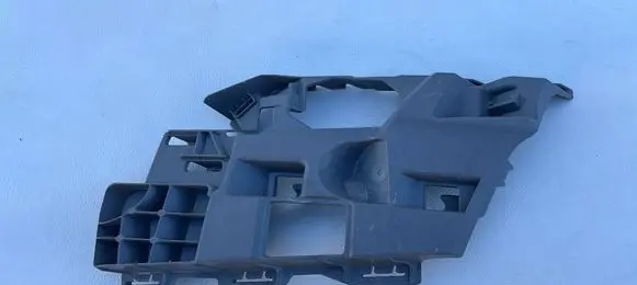 Skoda Octavia Mk4 Front bumper mounting bracket 5E3807055B