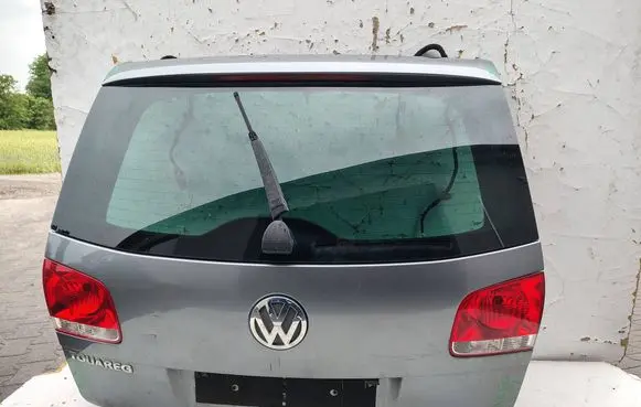 Volkswagen Touareg I Truck tailgate