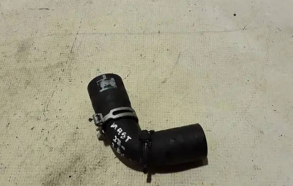 Renault Master III Engine coolant pipe/hose 8200843410
