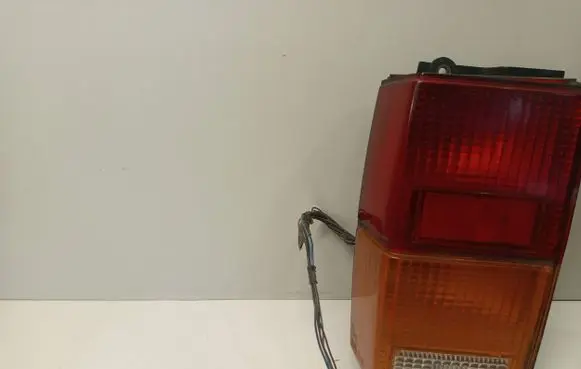 Jeep Cherokee Rear/tail lights SF8956000121 2989
