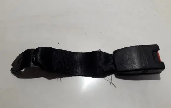 Honda Civic Rear seatbelt buckle