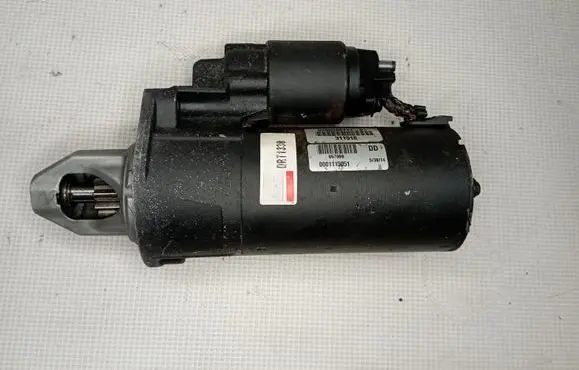 Mercedes-Benz E W211 Starter motor 0001115051 DRT1330