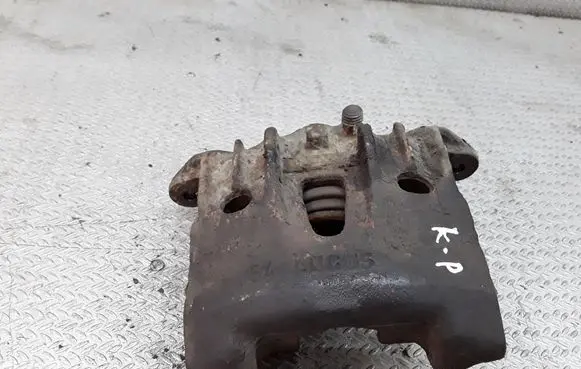 Volkswagen Transporter - Caravelle T4 Front brake caliper
