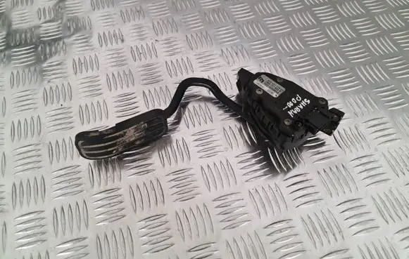 Volkswagen Sharan Accelerator throttle pedal 7M3721603B