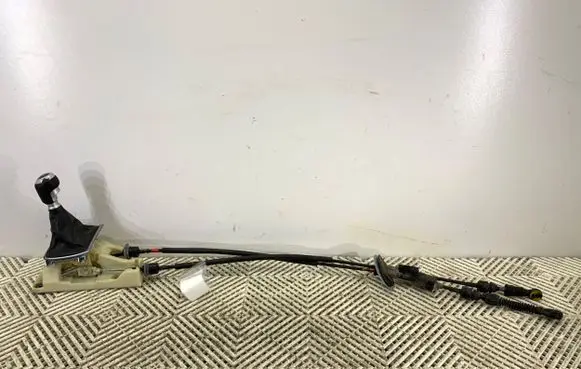 Hyundai Elantra Gear shift rod 