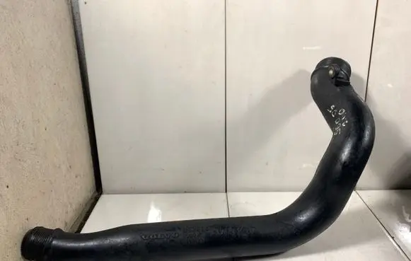 Volvo S60 Intercooler hose/pipe 8624887