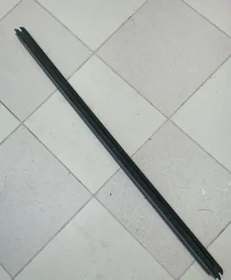 Chrysler Pacifica Door glass trim 501343791A