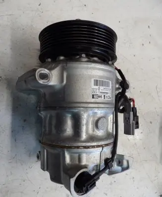 Renault Megane IV Air conditioning (A/C) compressor (pump) 926001268R