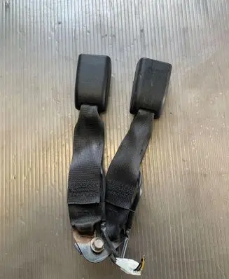 Nissan X-Trail T31 Middle seatbelt buckle (rear) 080909CR 080909DR