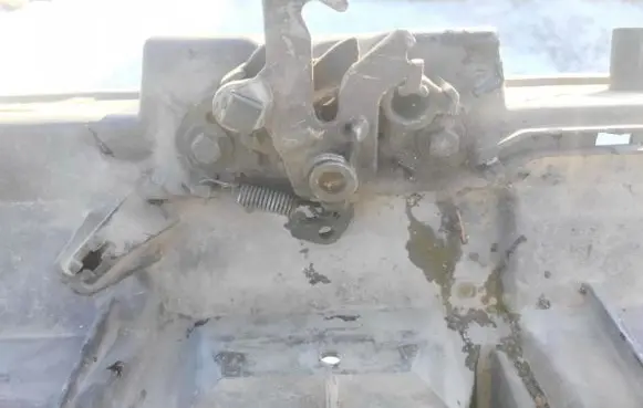 Citroen C8 Engine bonnet/hood lock/catch