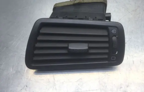 Citroen C8 Dashboard side air vent grill/cover trim 1484108077 1491963077