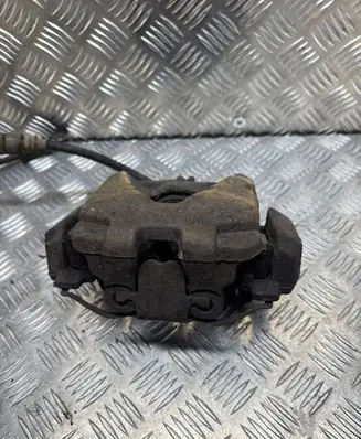 BMW X1 E84 Front brake caliper 6778145